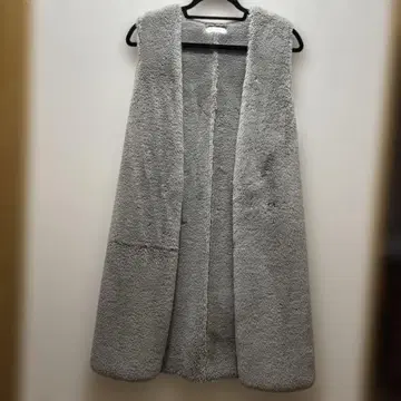 그레이 플리스 슬리브리스 롱 베스트