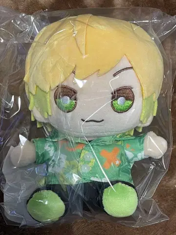 AMPTAK x COLORS 앉은 봉제 인형 푸릿츠