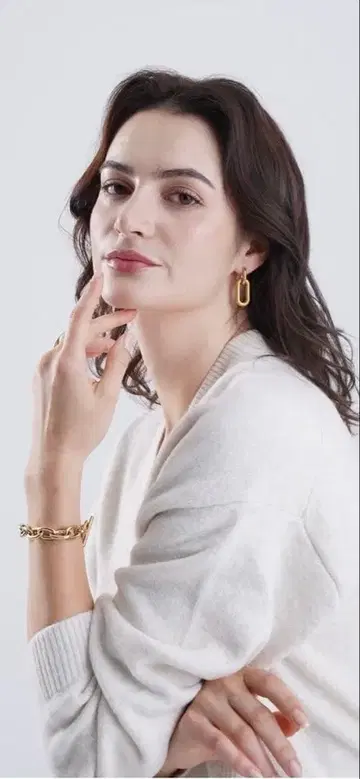 CELINA 골드 팔찌 19cm