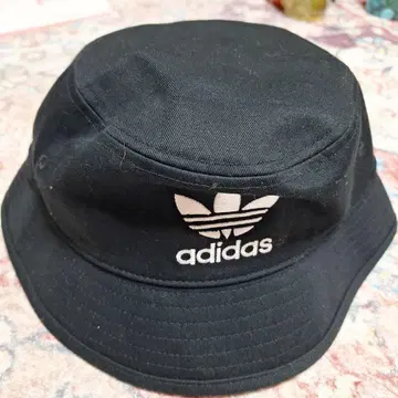 adidas 블랙 버킷햇 택 포함 새상품