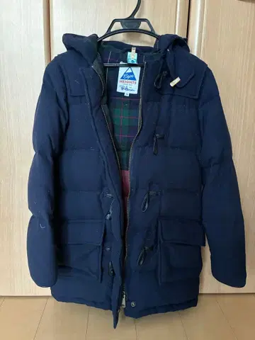 케이프 하이츠 후드 부착 다운 자켓 XS 네이비