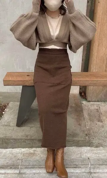 capricieux le'mage 썸홀 니트 볼레로 가디건