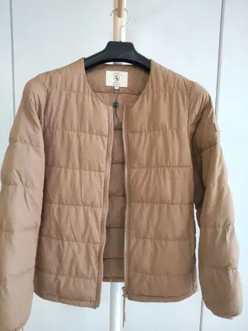 AIGLE 에이글 폴리에스테르 자켓 충전솜 카멜 M