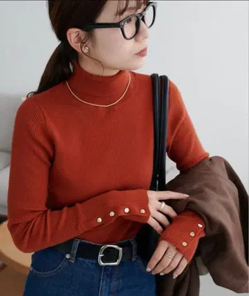 [ DISCOAT ] 리브 소매 버튼 터틀넥 F 사이즈