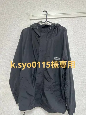 블랙 후드 부착 나일론 자켓