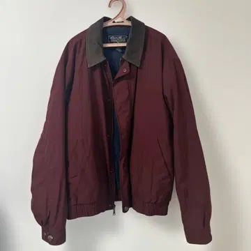 버건디 집업 자켓