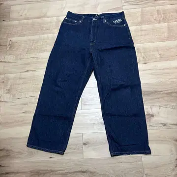 XLARGE 그래픽 와이드 데님 팬츠