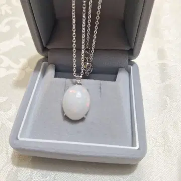 특가품! 아름다운 유색의 오팔 목걸이