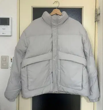 [ Chikashitsu + ] 치카시츠플러스 다운 자켓 그레이