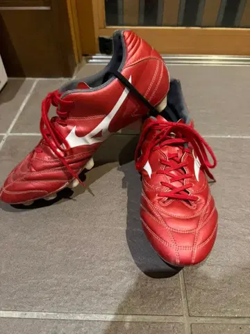 미즈노 스파이크 슈즈 가죽