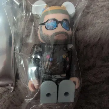 내부 가방 미개봉 베어브릭 시크릿 mr brainwash 시리즈 51