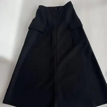 SALOON 맥시 기장 플레어 스커트 블랙 36