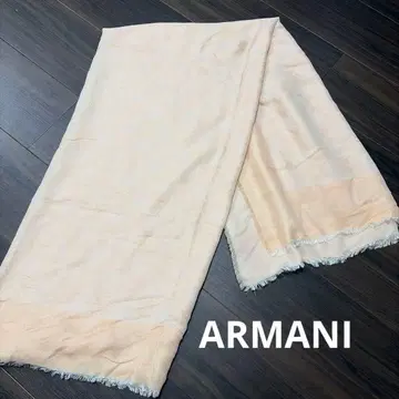 엠포리오 아르마니 스톨