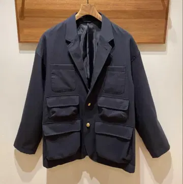 BEAMS 3단계 포켓 블레이저 자켓