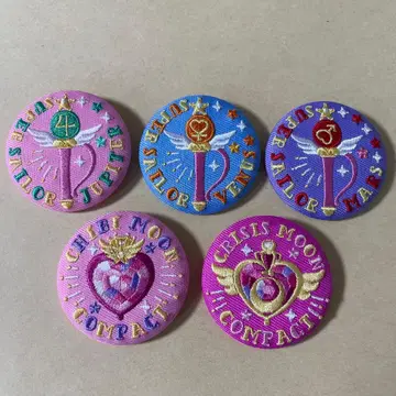 세일러문 세일러문 스토어 자수 캔뱃지 크라이시스 문 컴팩트