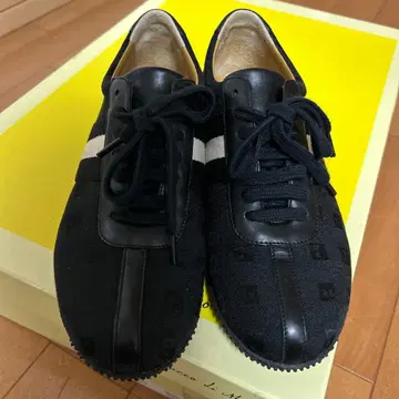 BALLY 발리 가죽 스니커즈 23cm