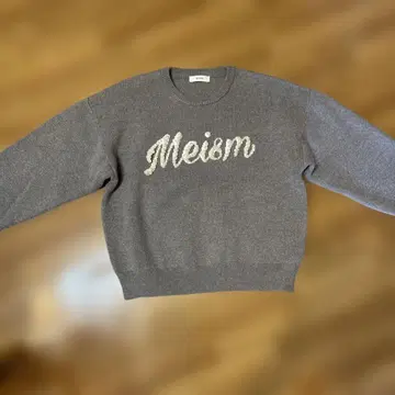 Meism 그레이 로고 니트
