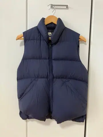 Crescent DownWorks 네이비 다운 베스트 S