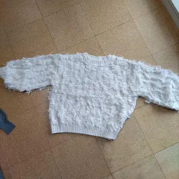 프린지 장식 화이트 칠부 소매 니트 택 포함 새상품 Re EDIT