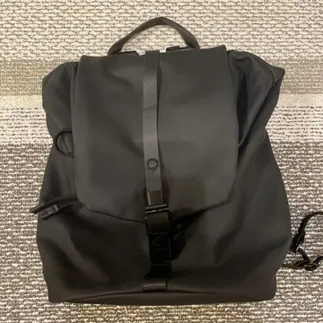 STIGLORGAN 블랙 백팩