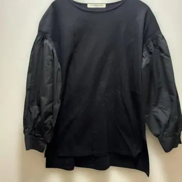 GALLARDAGALANTE 벌룬 슬리브 T셔츠 블랙