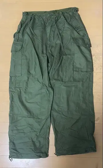 캐나다군 ECW WINDPROOF 윈드프루프 팬츠 실물