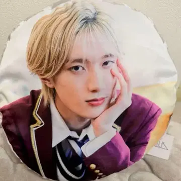 M!LK 야마나카 유타로 쿠션