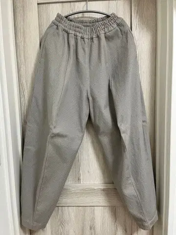 entwa 테이퍼드 팬츠 SASHIKO