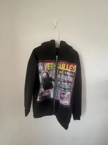 opium 그래픽 프린트 블랙 후드티