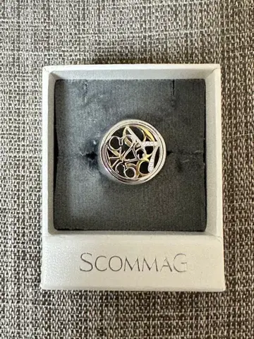 BLESS SCOMMAG 반지