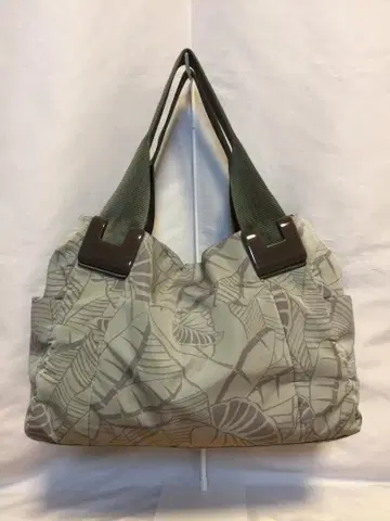 ear PAPILLONNER 이아 파피요네 숄더 토트백