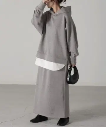 HUG.U 그레이 맨투맨 셋업