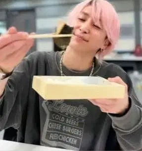 java 그레이 맨투맨 Snow Man 사쿠마 다이스케