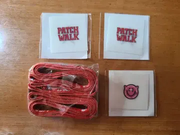 LiSA PATCH WALK 패치워크 가챠 신발끈 빨간색 씰 3개