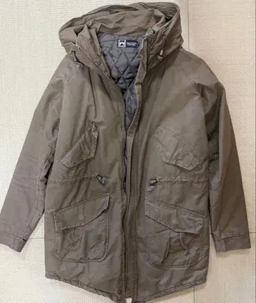 한국 브랜드 MACHOM 카키 모즈 코트