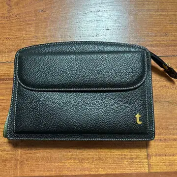 a.testoni 블랙 가죽 클러치백