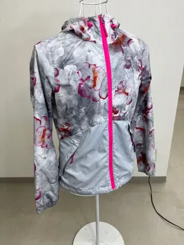 [레어] THE NORTH FACE 꽃무늬 마운틴 파카 나일론 자켓 S