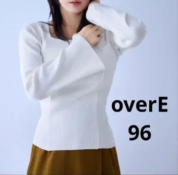 [ overE ] 스퀘어 넥 플레어 슬리브 패널 니트 사이즈 96
