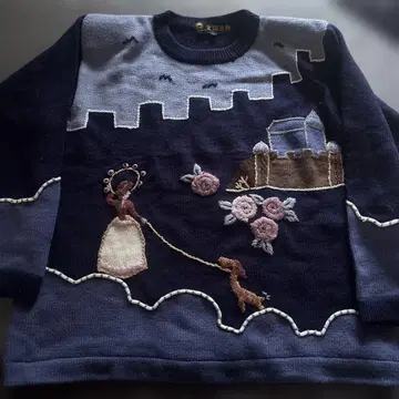 자수 디자인 니트 스웨터 긴팔 네이비