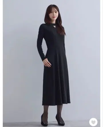 overE 키 넥 원피스 U65 블랙 오버이