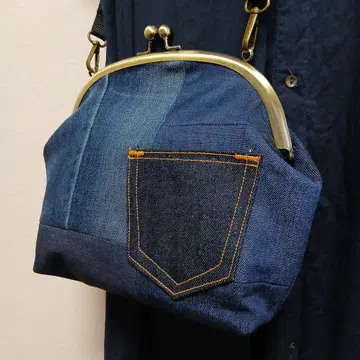 [ 데님 패치워크 작은 포켓 포함 ] 가마구치 숄더백 핸드메이드