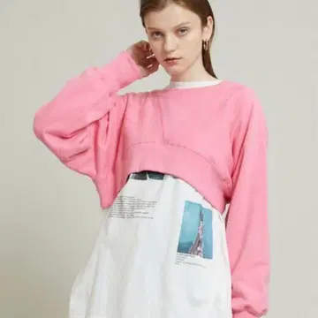 [ 새상품급 ] JANE SMITH 숏 맨투맨 풀오버