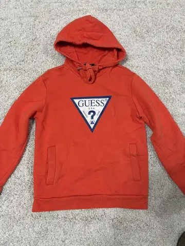 GUESS 오렌지 후드티 M