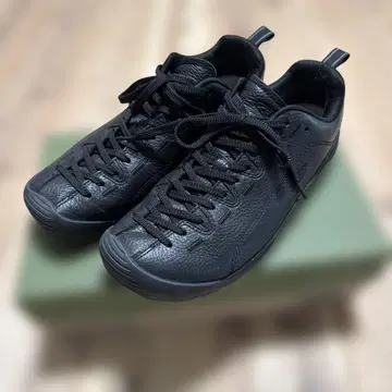 새상품급 킨 재스퍼 가죽 블랙 27.5cm