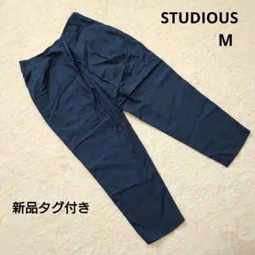택 포함 새상품 STUDIOUS 블루 센터 턱 캐주얼 팬츠 M