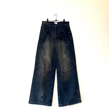 [ ANDER HUNK ] 택 포함 크랙 디자인 커브 데님 팬츠