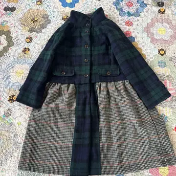 Sandy 체크 절개 디자인 코트 스탠드 카라 보아