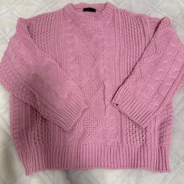 KNITPIR 핑크 케이블 니트 스웨터