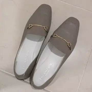 [ 타라 론토 바이 다이애나 ] 그레이지 가죽 비트 로퍼