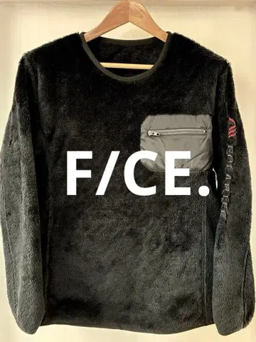 F/CE. 폴라텍 크루넥 블랙 M